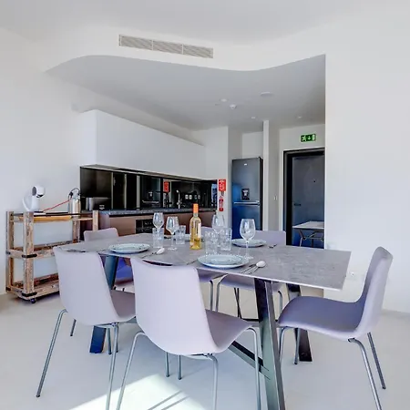 Apartment Mercury-tower Modern