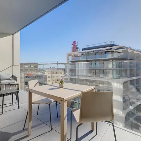 Mercury-tower With Pool Appartement San Ġiljan