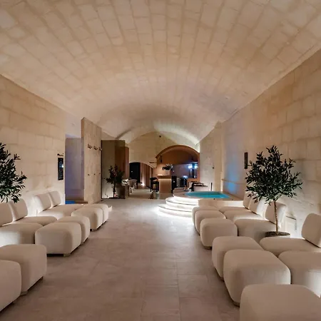 Mercury-tower With Pool Apartment