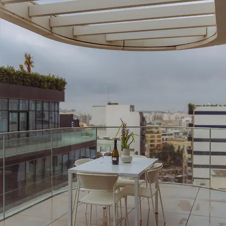 Mercury-tower With Pool *