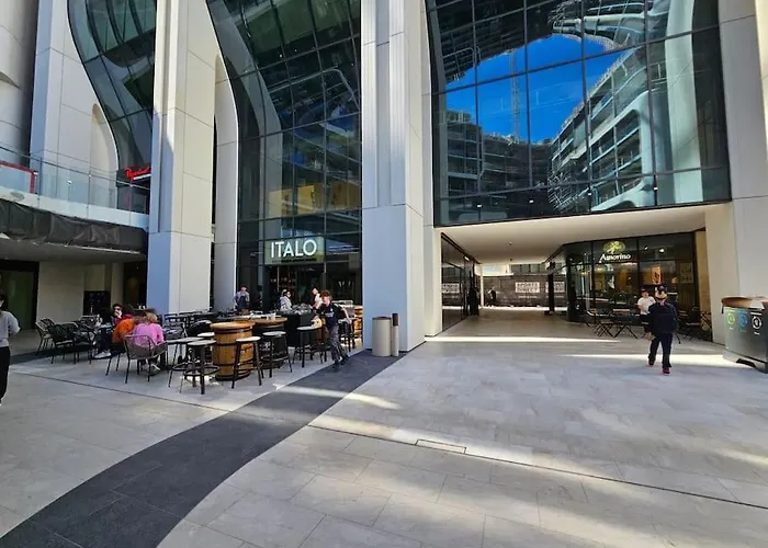 Mercury-tower With Pool *