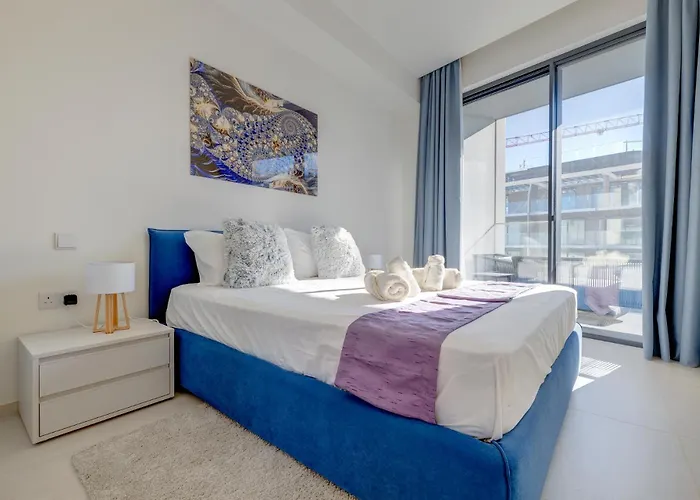 Mercury-tower With Pool アパート Saint Julian's