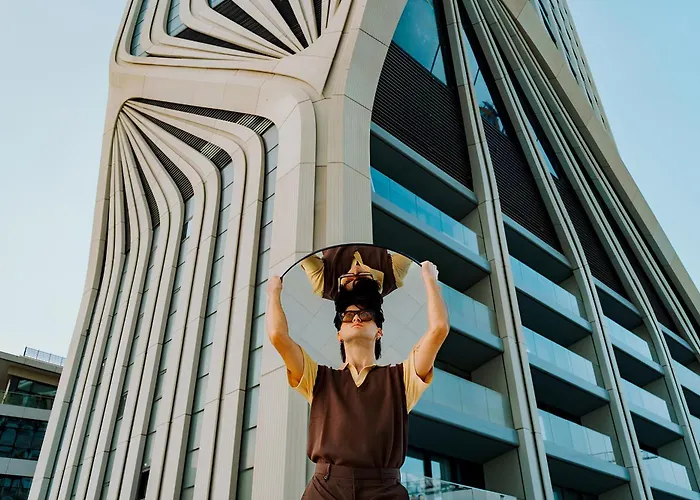 Mercury-tower With Pool