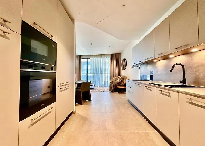 Apartamento Mercury-tower With Pool