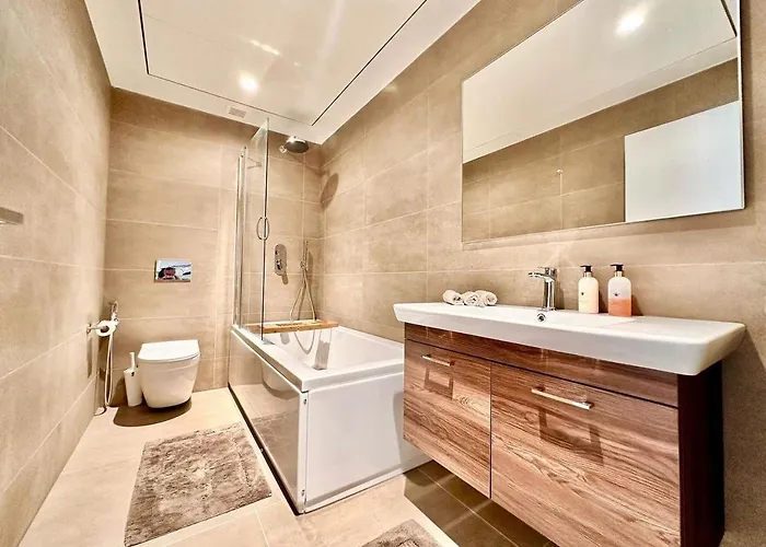 Mercury-tower With Pool Apartment Saint Julian's