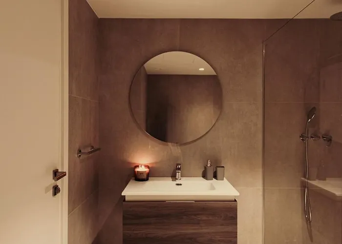 Mercury-tower With Pool *